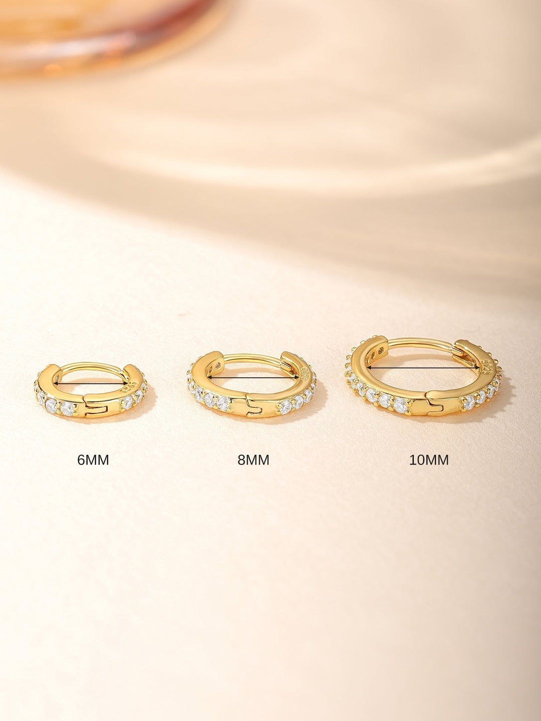 Anneliese – Goldene Ringe mit sanfter Krümmung