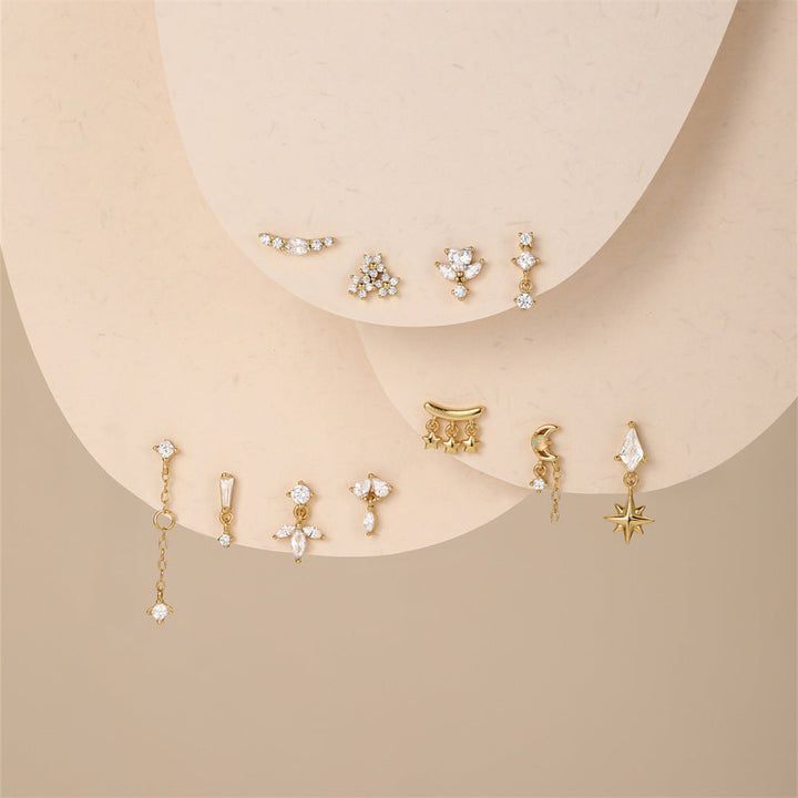 Valentina – Zarte goldene Ohrringe mit sanfter Kurve.