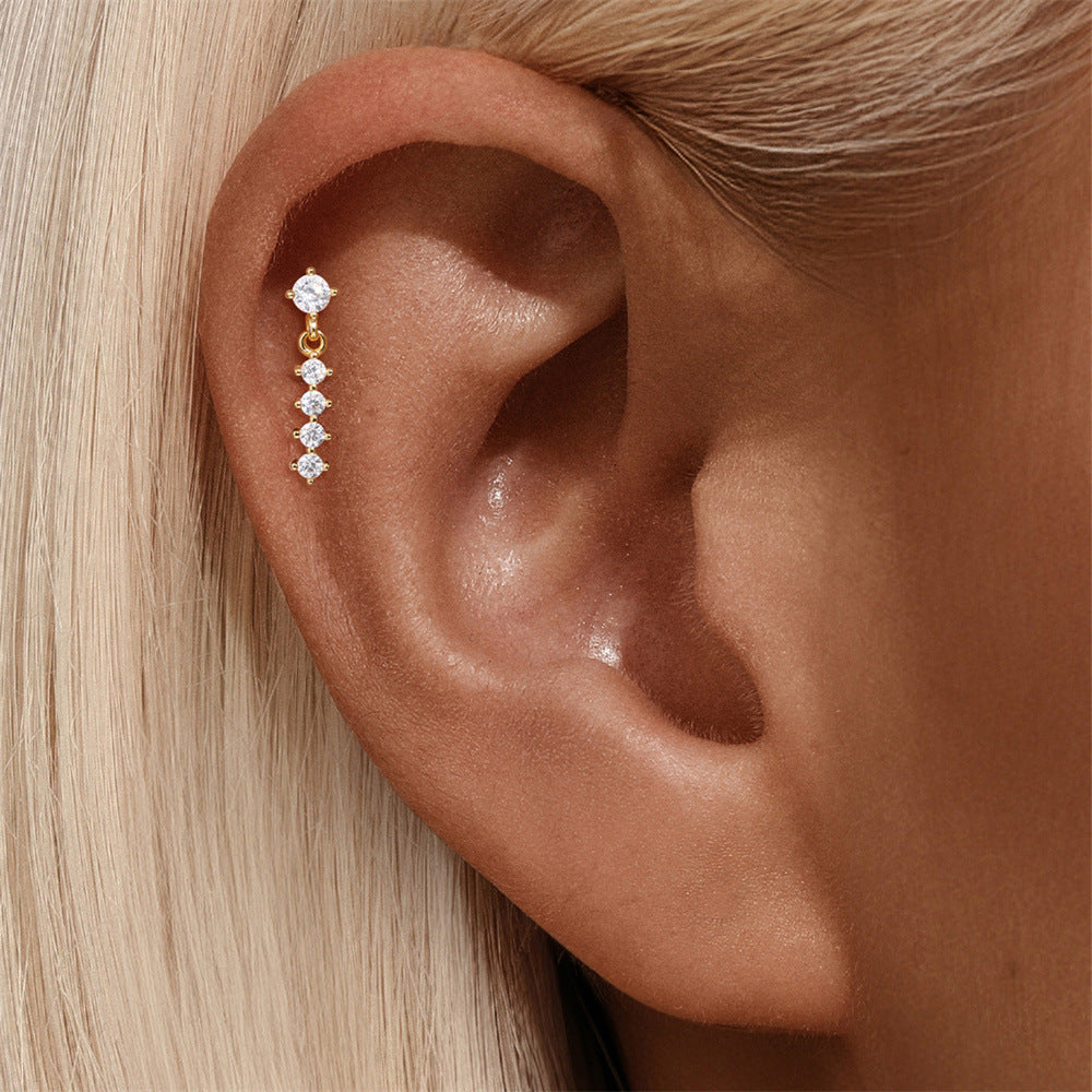 Martina – Goldene Ohrringe mit klarer Linie.