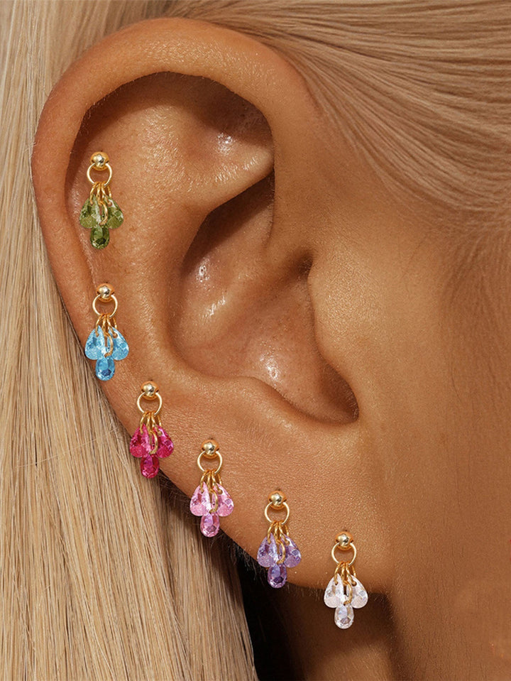 Jasmin – Goldene Ohrringe mit einfacher Raffinesse.