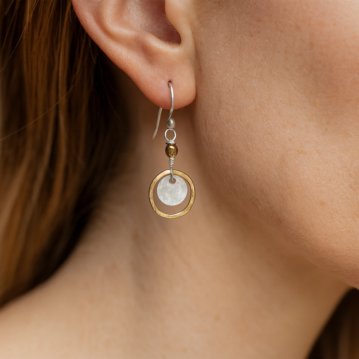 Kristina - Vintage goldene und silberne Ohrringe