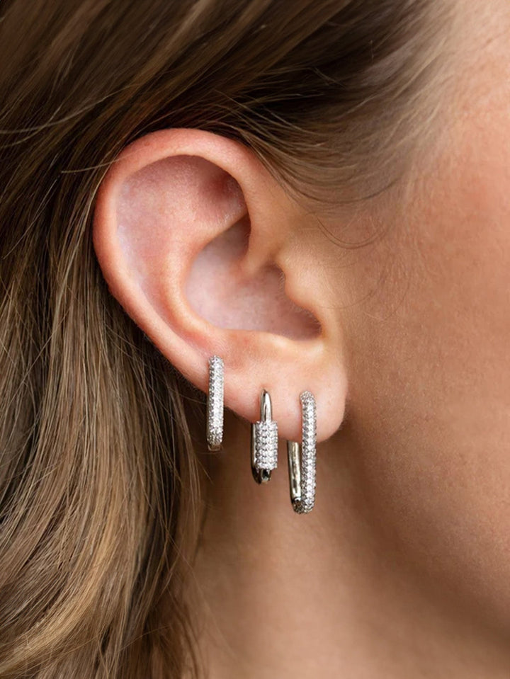 Lara – Goldene Ohrringe mit sanften Rundungen