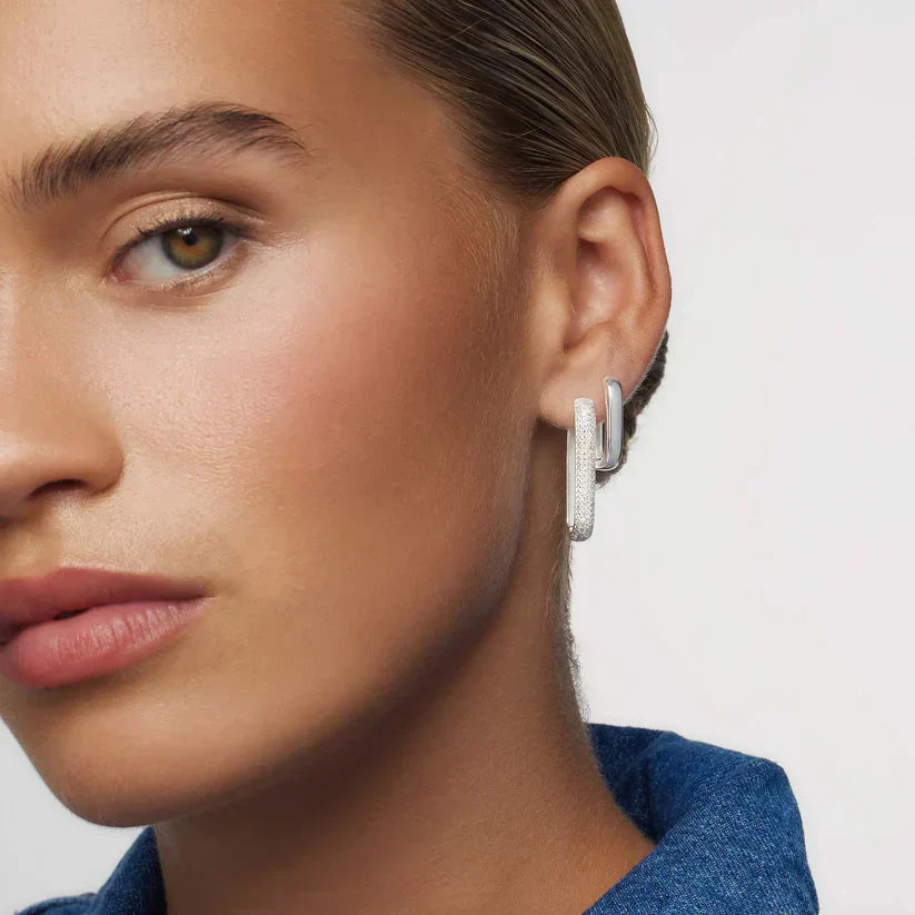 Große Pavé-Ohrringe