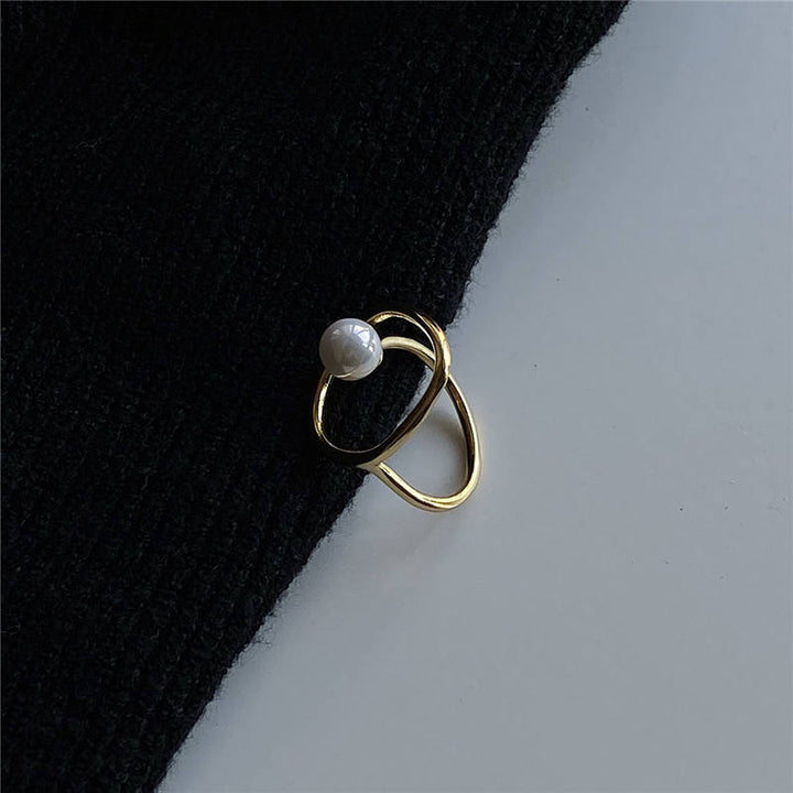Greta – Vergoldeter Ring mit Perle.