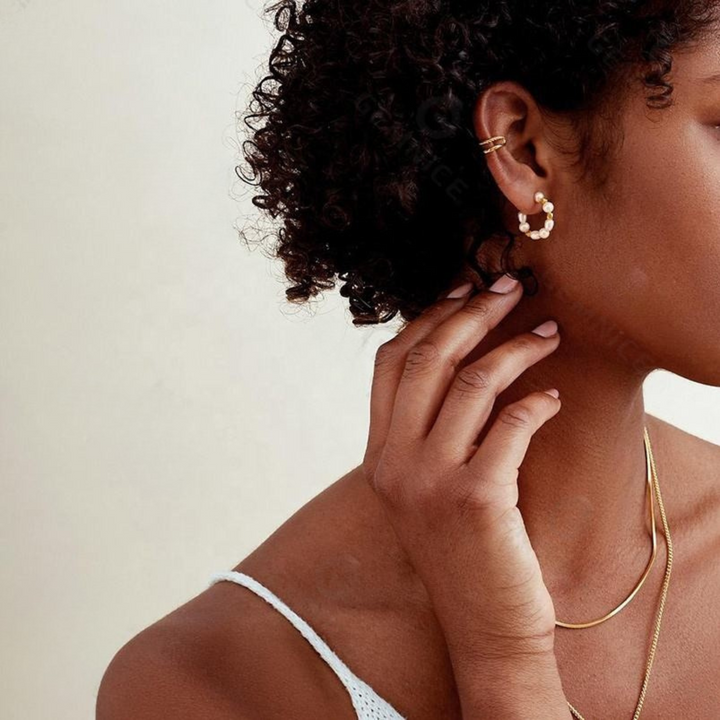 Ursula – Halskette mit Statement und Perlen.