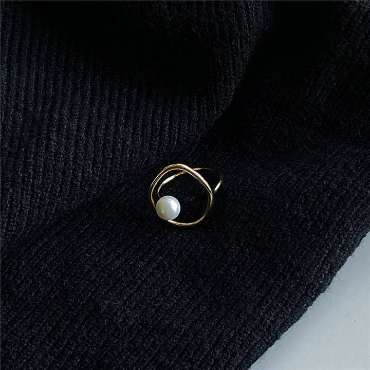 Greta – Vergoldeter Ring mit Perle.