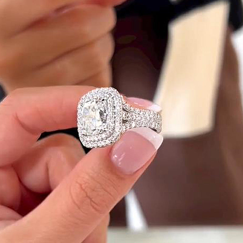 Frieda – Solitärring mit rundem Stein