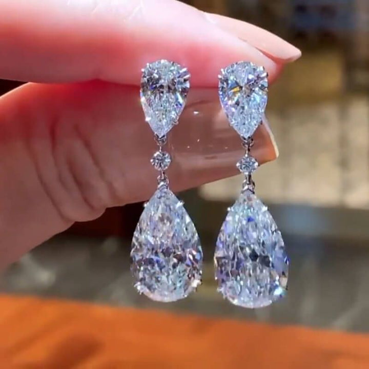 Melanie – Diamantring mit Tropfenstein