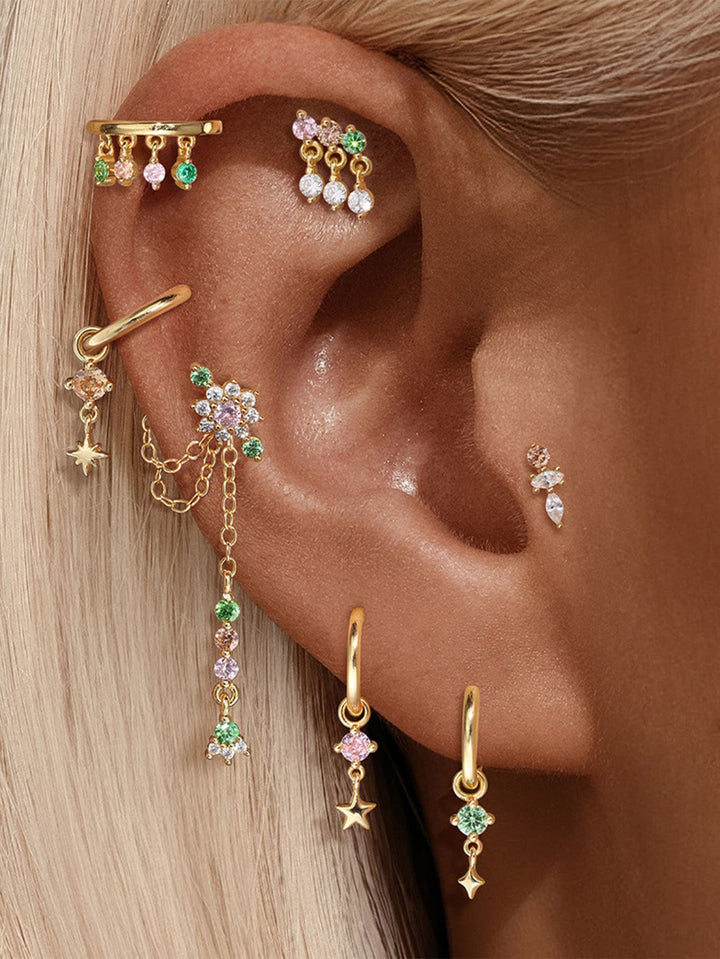 Nina – Kleine goldene Ohrringe mit urbanem Charme.