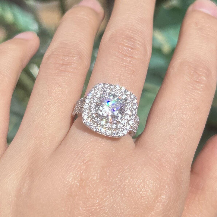 Frieda – Solitärring mit rundem Stein