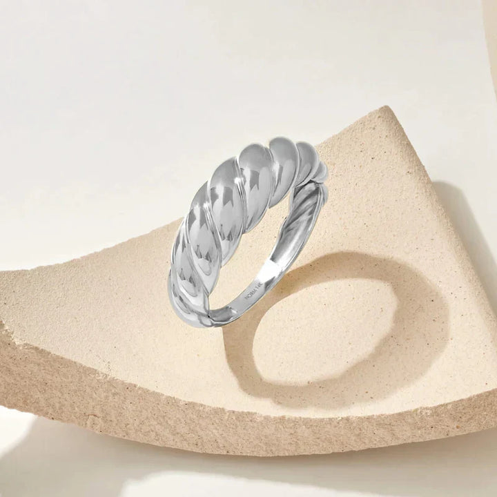 Ring mit Croissant