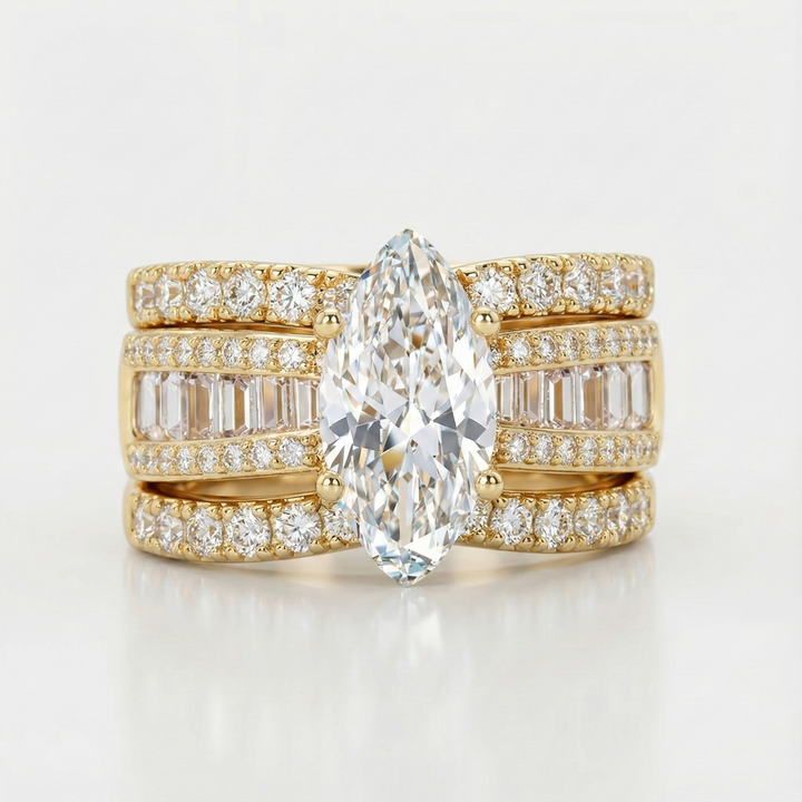 Veronika – Ring-Set mit Diamanten und goldenen Akzenten.