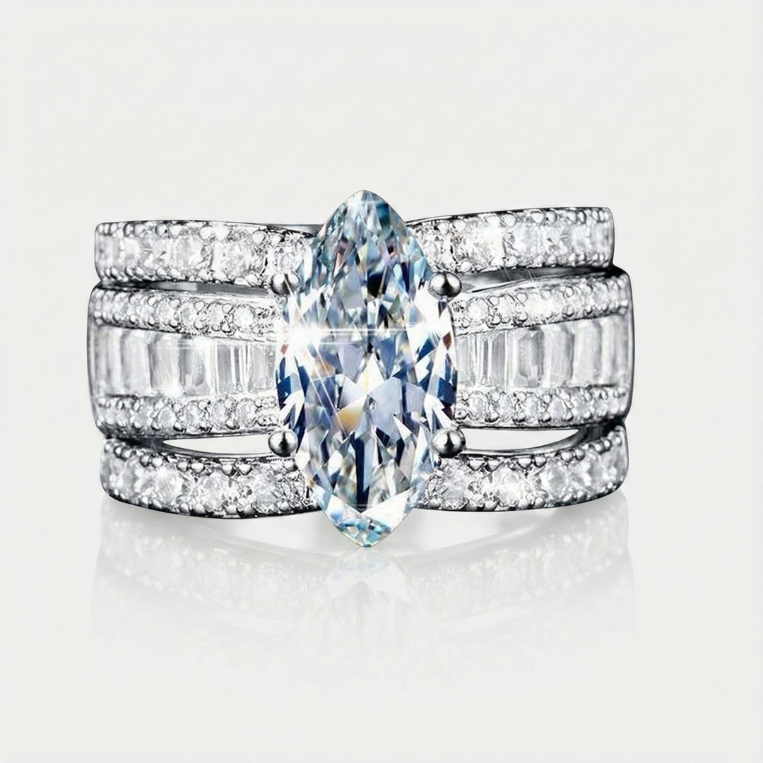 Veronika – Ring-Set mit Diamanten und goldenen Akzenten.